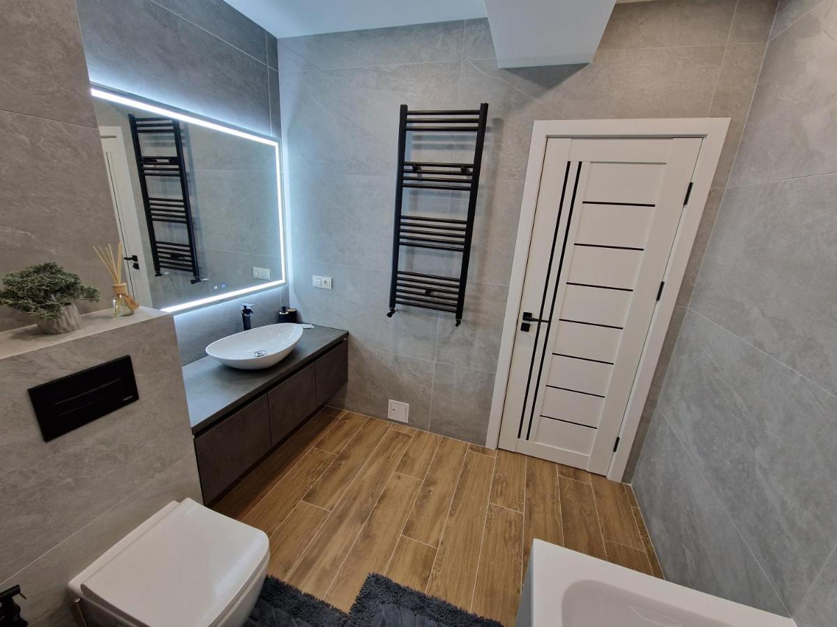 Dendrarium Park Apartment Deluxe Chisinau Exterior foto