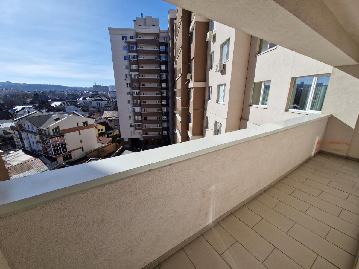 Dendrarium Park Apartment Deluxe Chisinau Exterior foto